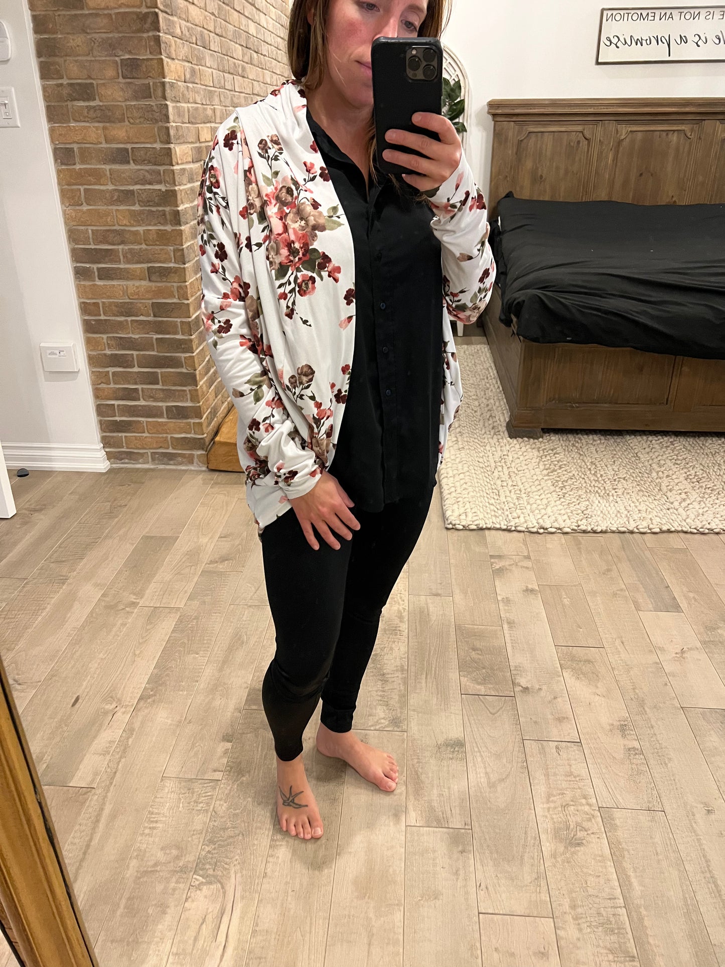 cardigan blanc fleuri