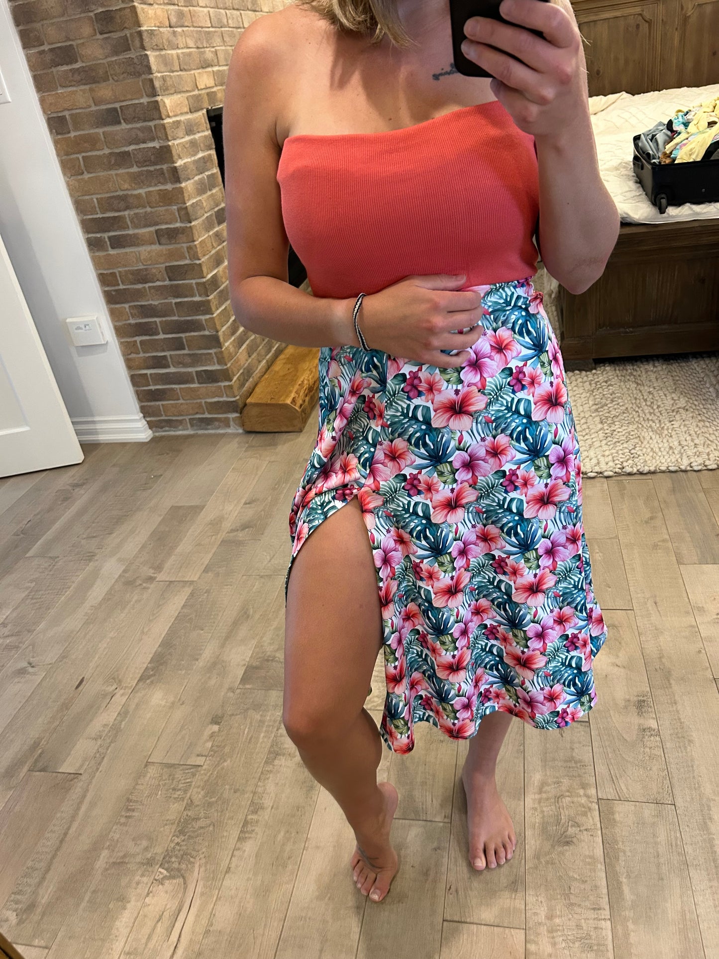 Camisole tube avec fente à la jupe