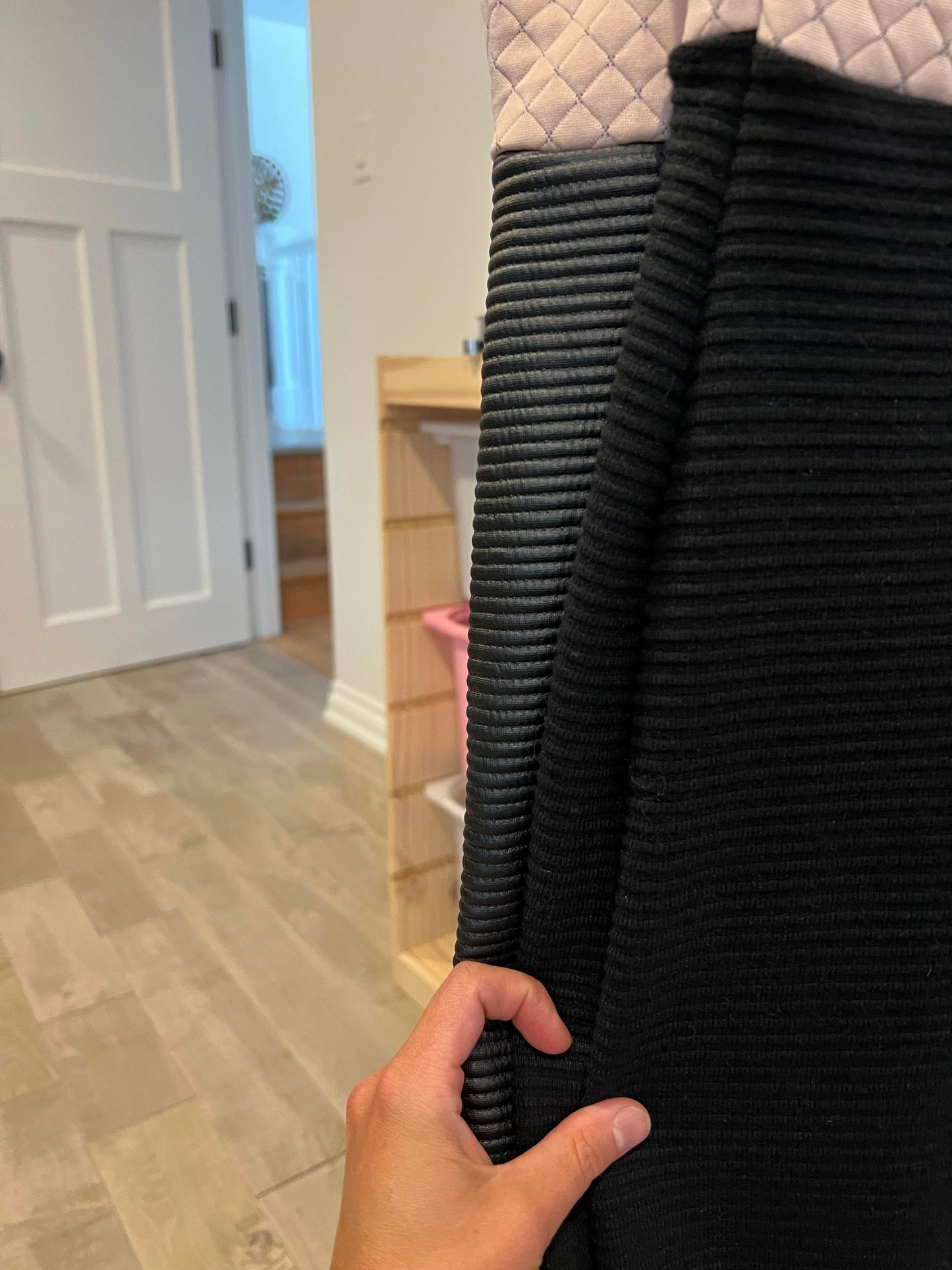 Robe chic haut rosé et rib noir MODIFIÉ