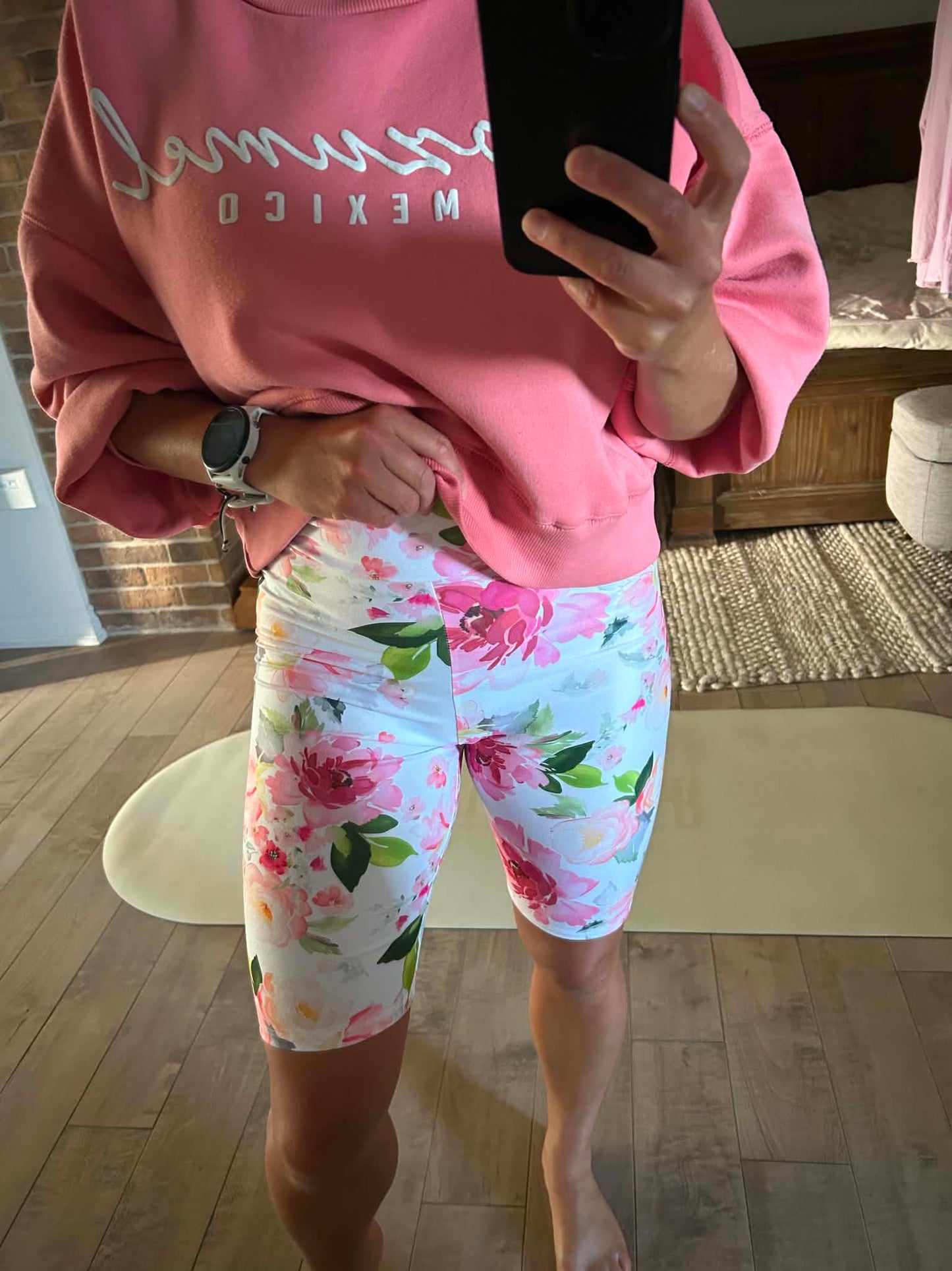 Biker short fleuri rose
