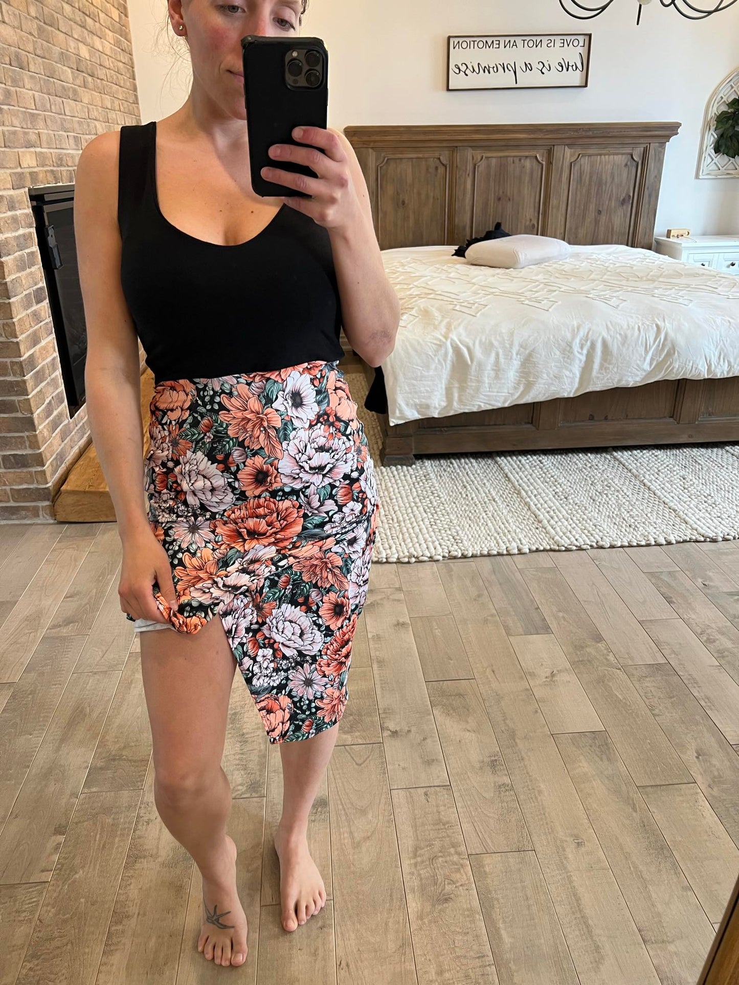 robe haut doublé  noir et jupe porte feuille