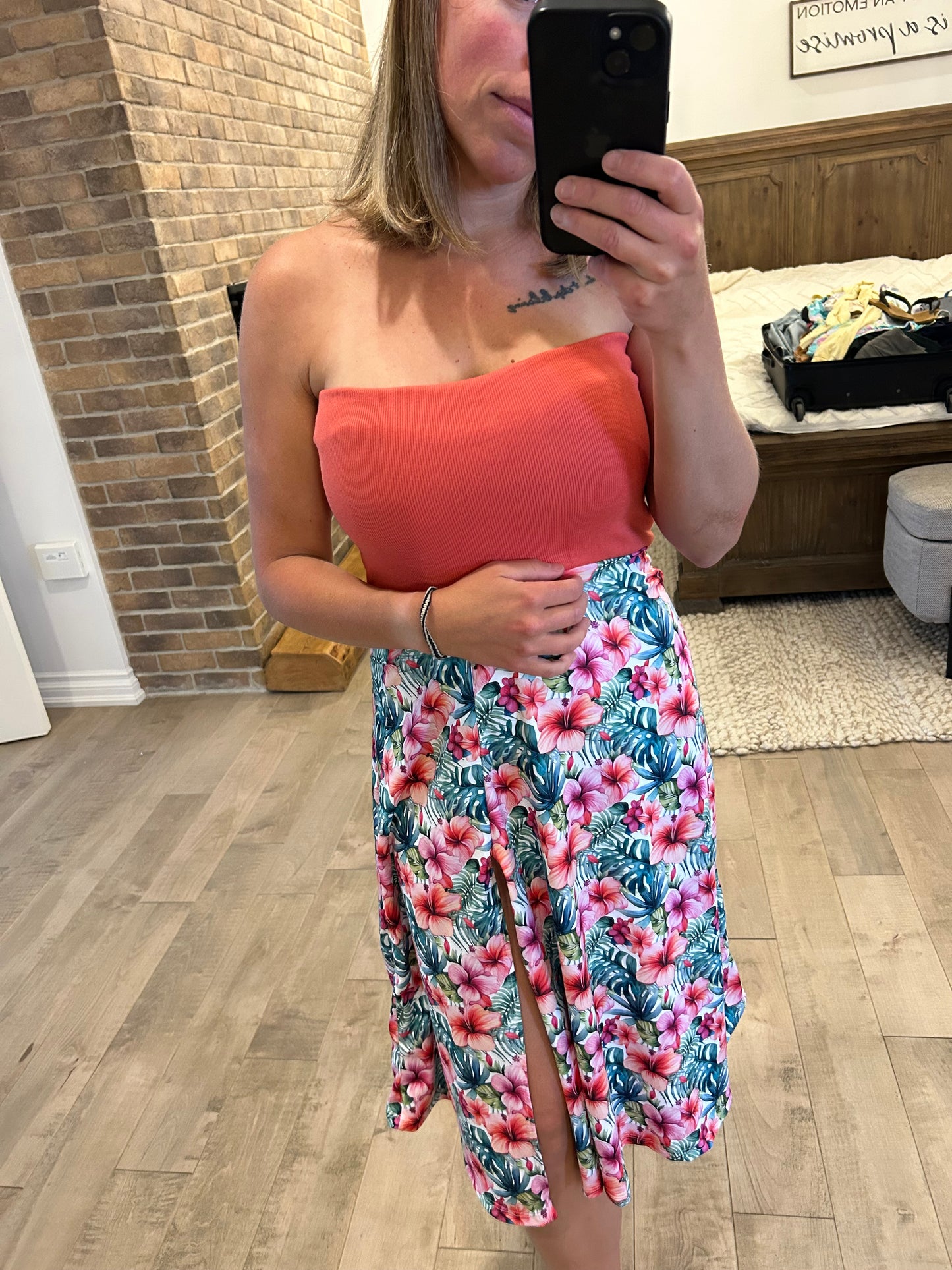 Camisole tube avec fente à la jupe