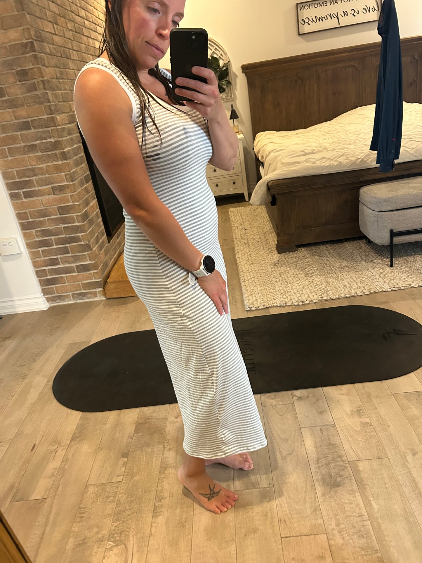 robe longue ligné grise