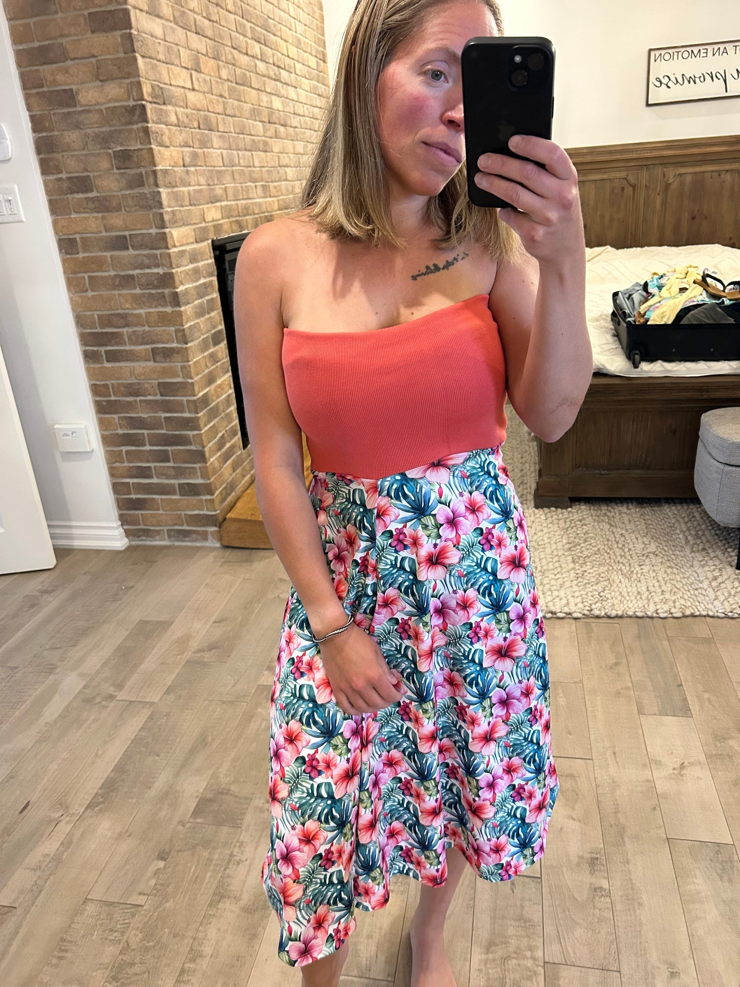 Camisole tube avec fente à la jupe