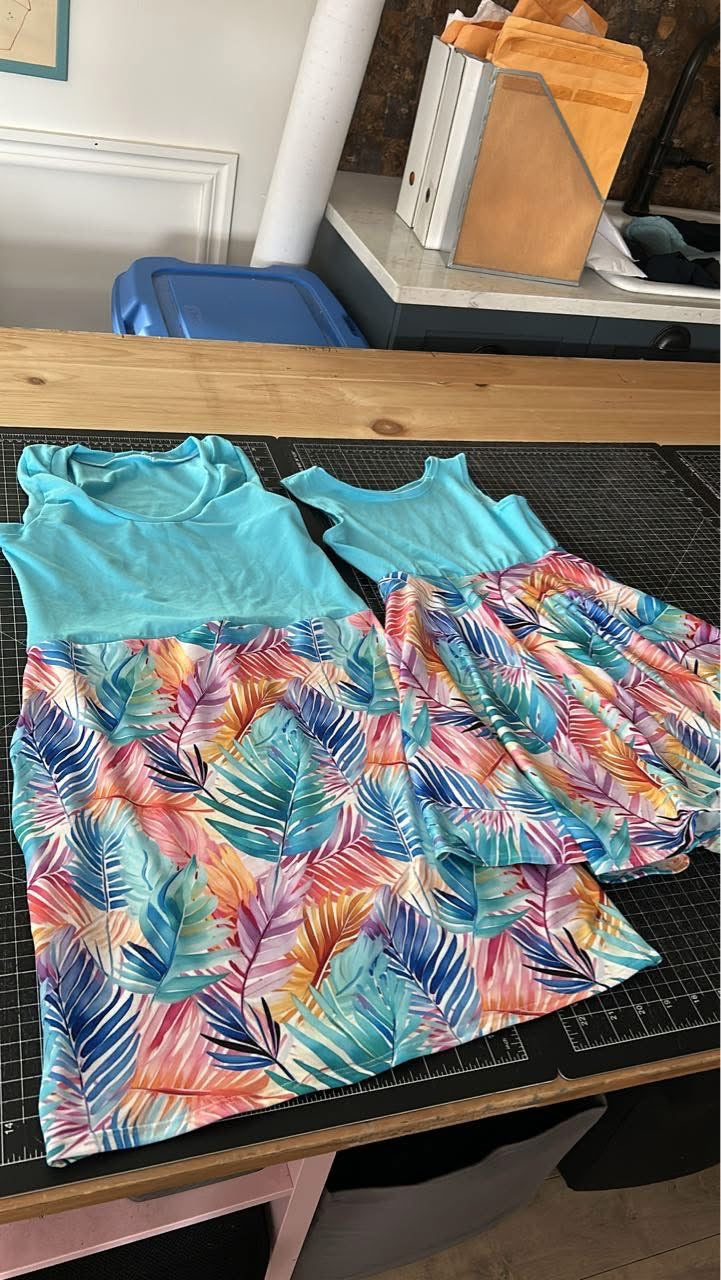 robe camisole maman haut bleu feuille