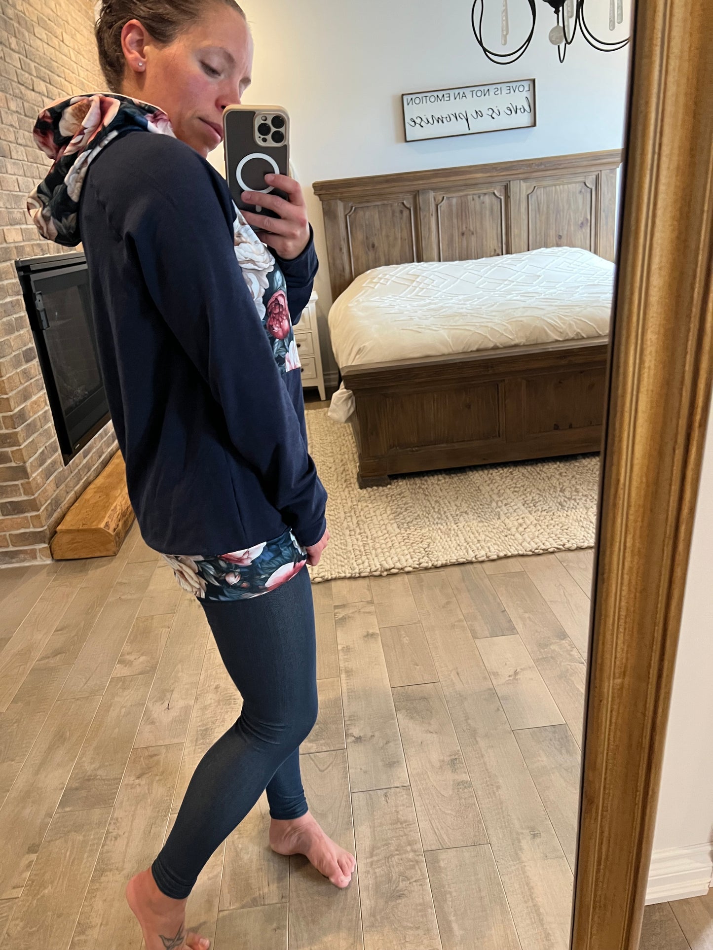 hoodie scuba marine et fleuri chandail